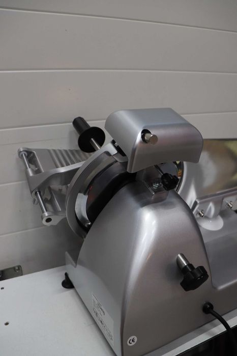 H.Koenig MSX220 Професионална машина за рязане на шунка, месо,наденица