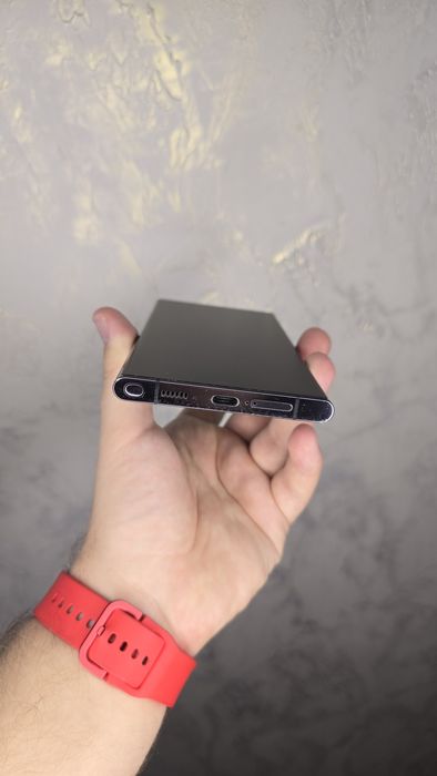 Samsung Galaxy S 22 Ultra 8/128