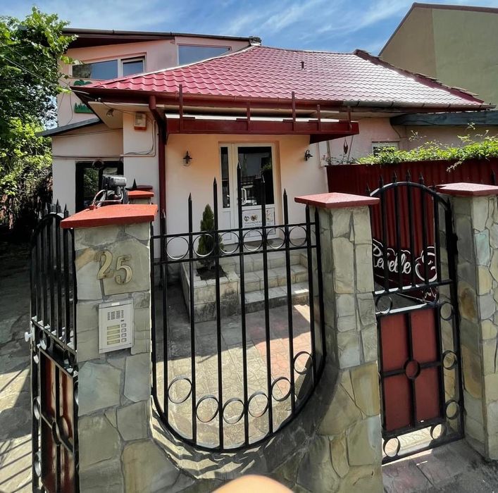 Spatiu comercial 45 m2 plus curte brasov