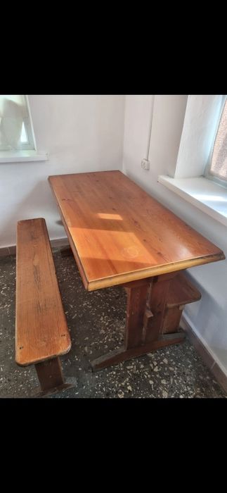 Стол и лавки деревенный