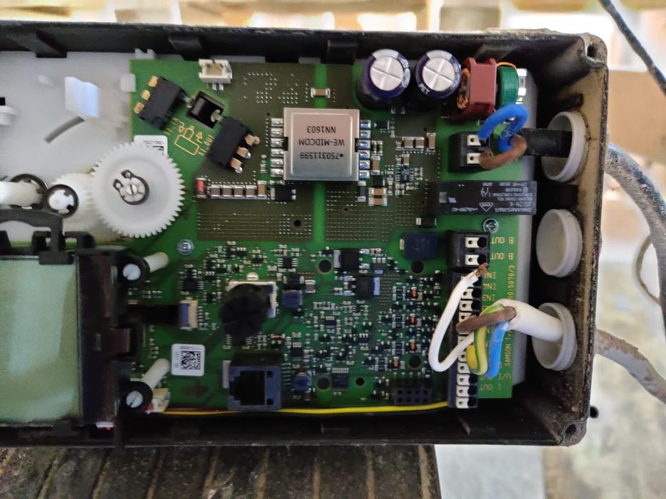 Reparatii PLC, HMI, convertizoare frecvență, electronica industriala