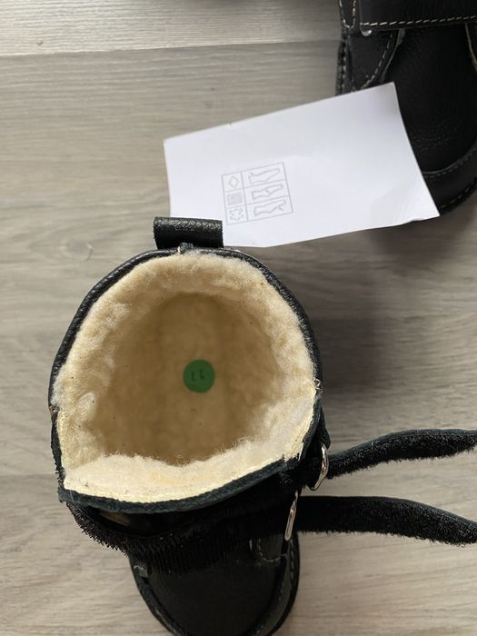 Ghete Angel negre nr 22, noi cu eticheta