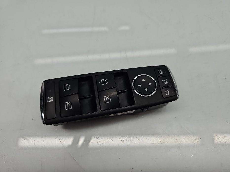 Butoane comanda geamuri sofer Mercedes Clasa C (W204) [Fabr 2007-2014]
