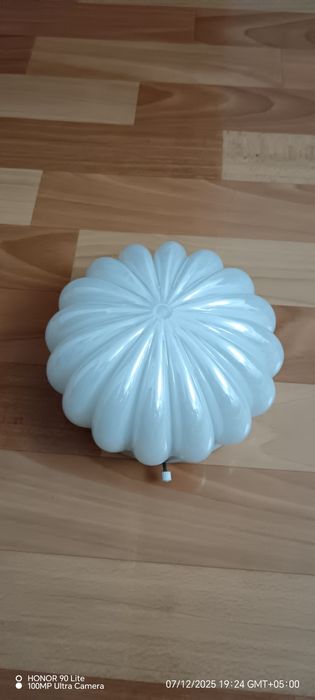 Продам светильник