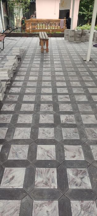 Арыки, брусчатка