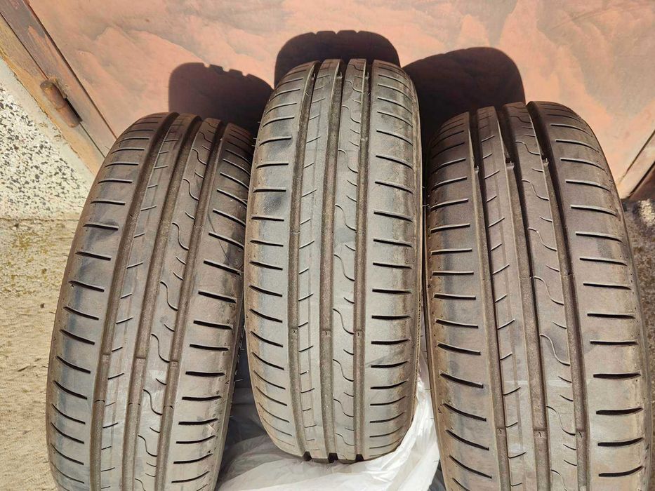 Гуми Летни Dunlop 185/60 R15 84H