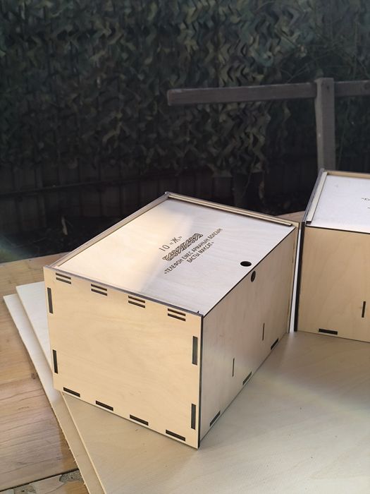 Подарочные деревянные коробки