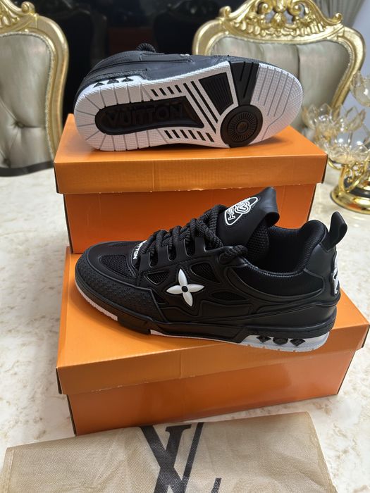 Adidasi Luis Vuitton nou