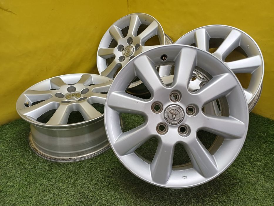 Диски R16 5x114.3 на Toyota и другие.
