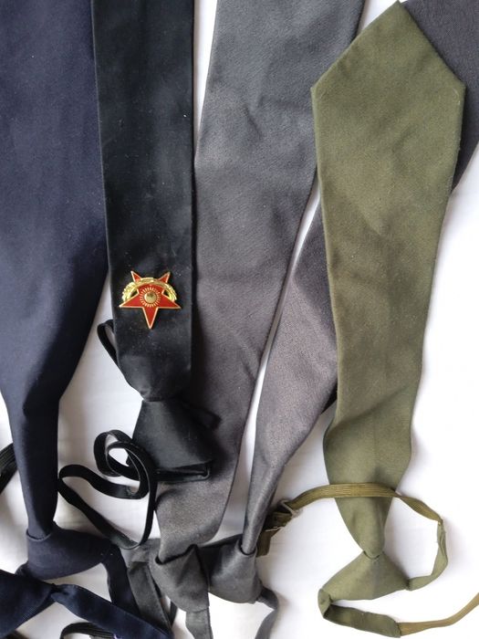 Галстуки военные  и тд