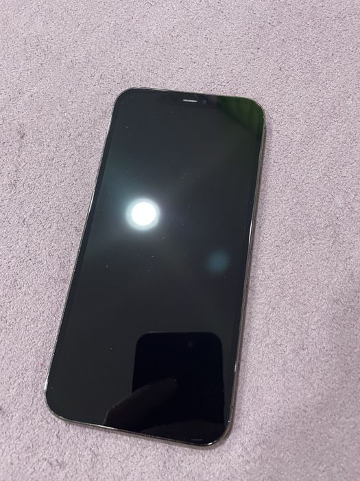 Продам айфон 12 про макс 256 гб