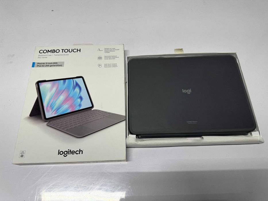 Клавиатура Logitech Combo Touch iPad Air 11-inch 5th Gen / M2