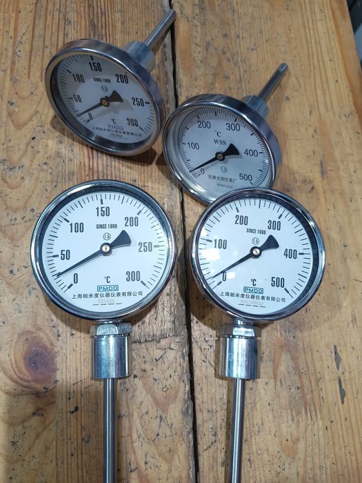 Термометр биметалл до 300 и 500 градусов.