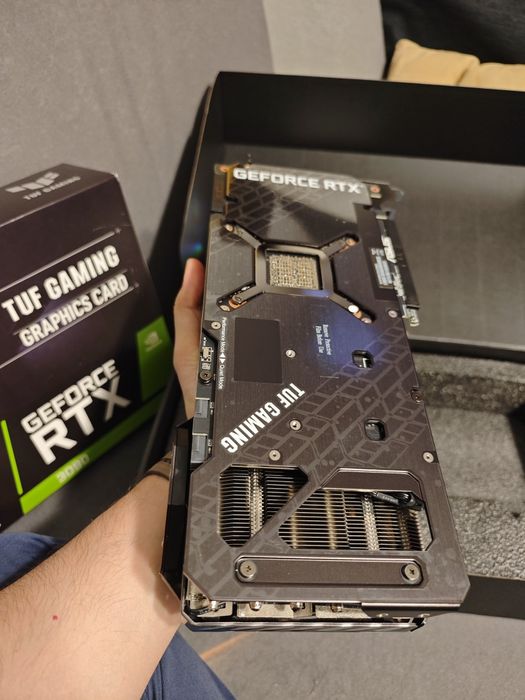 Placă video rtx 3090 24gb ASUS TUF GAMING OC, nefolosită, folii pe ea