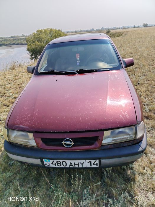 Продам Opel vectra a 1.6