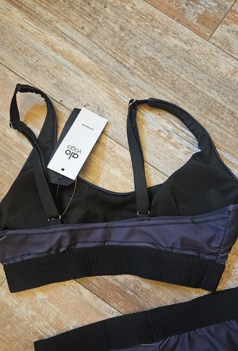 Екипи Ало Шапки  Чорапи