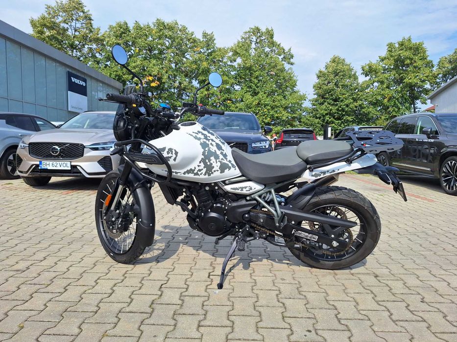 Royal Enfield Himalayan 450