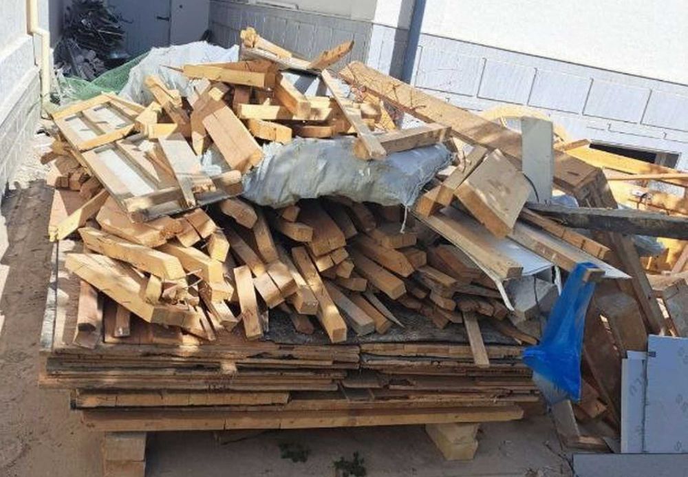 Дрова продаются полы снятые (отин) утин