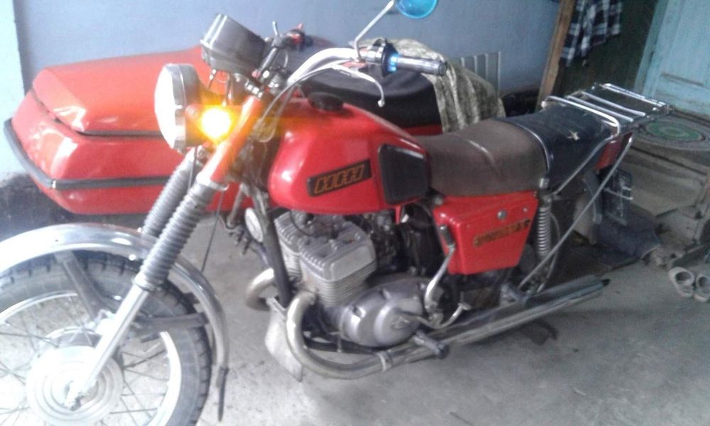 Продам матацыкол иж юпитер 5.