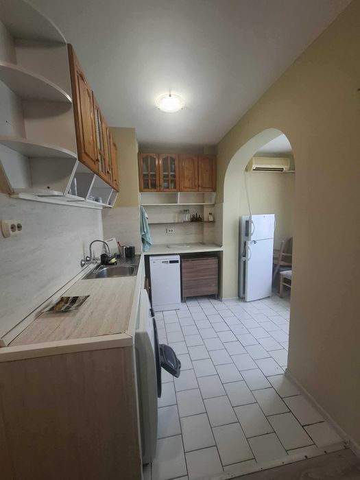 Дава се под наем Двустаен апартамент в Варна, Възраждане 1 - 55 кв.м за 357 € - Снимка #3