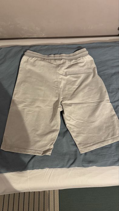 Pantaloni scurti Reserved