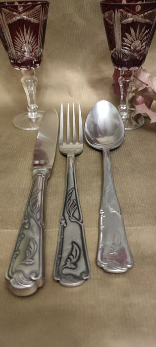 Старинни прибори за хранене