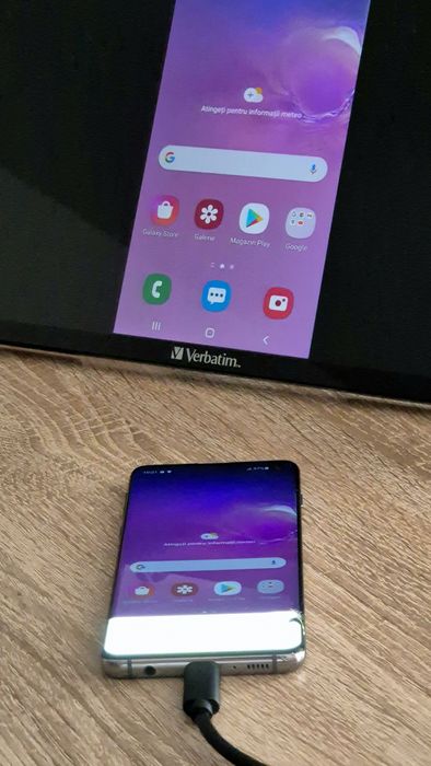 Vând Samsung S10, display defect