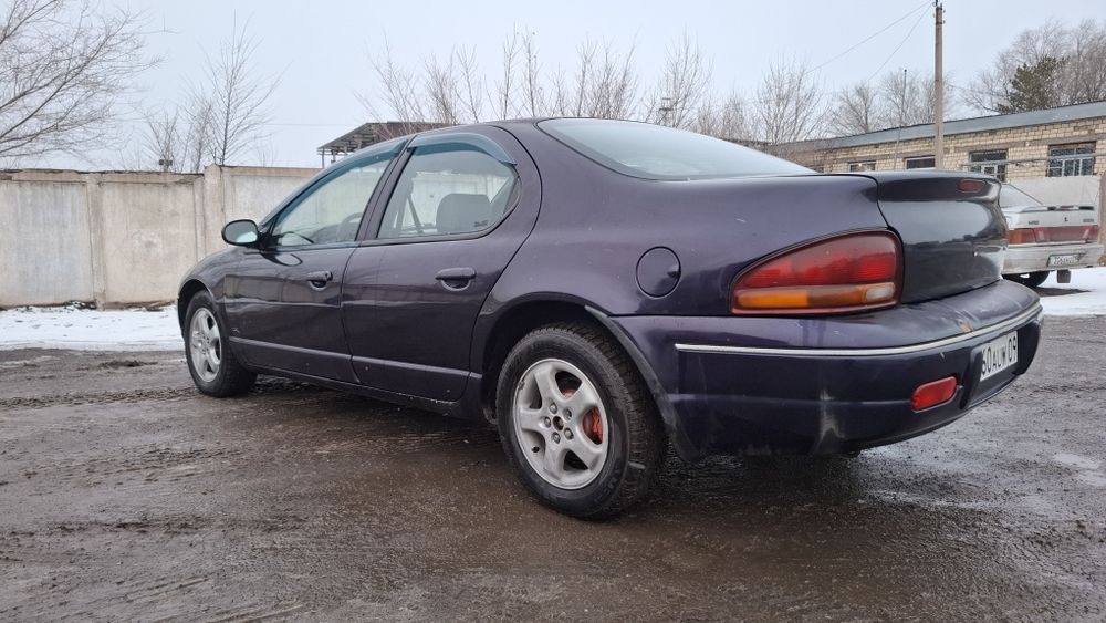 Chrysler Stratus 1999