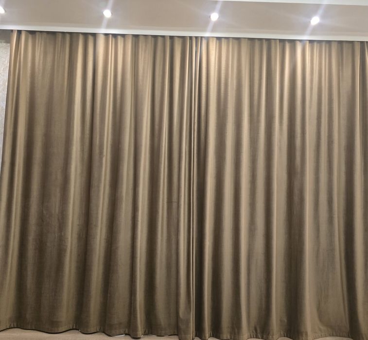 Продам 3комплекта шторы бархат