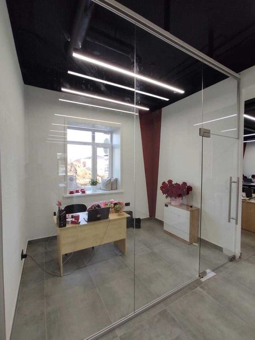 Офисные перегородки цельностеклянные