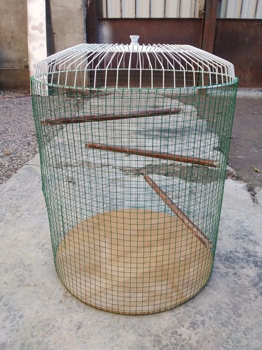 Клетка для попугаев