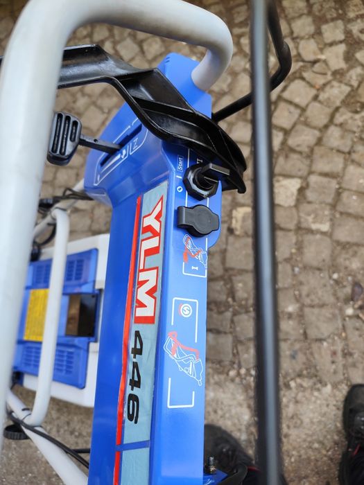 Самоходна бензинова косачка