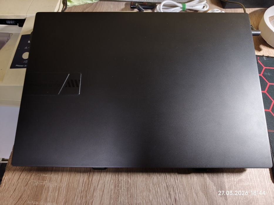 Продам ноутбук в хорошем состоянии Asus vivobook 16x k3605zf