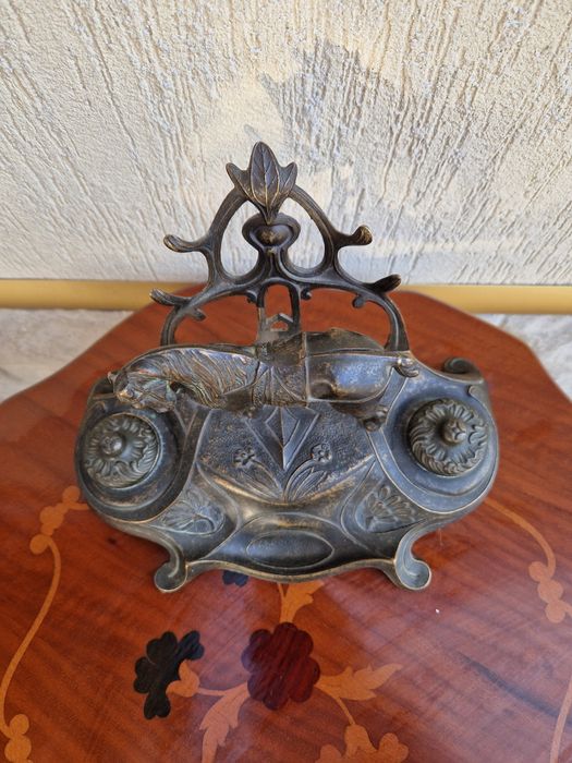 Уникална антикварна бронзова мастилница