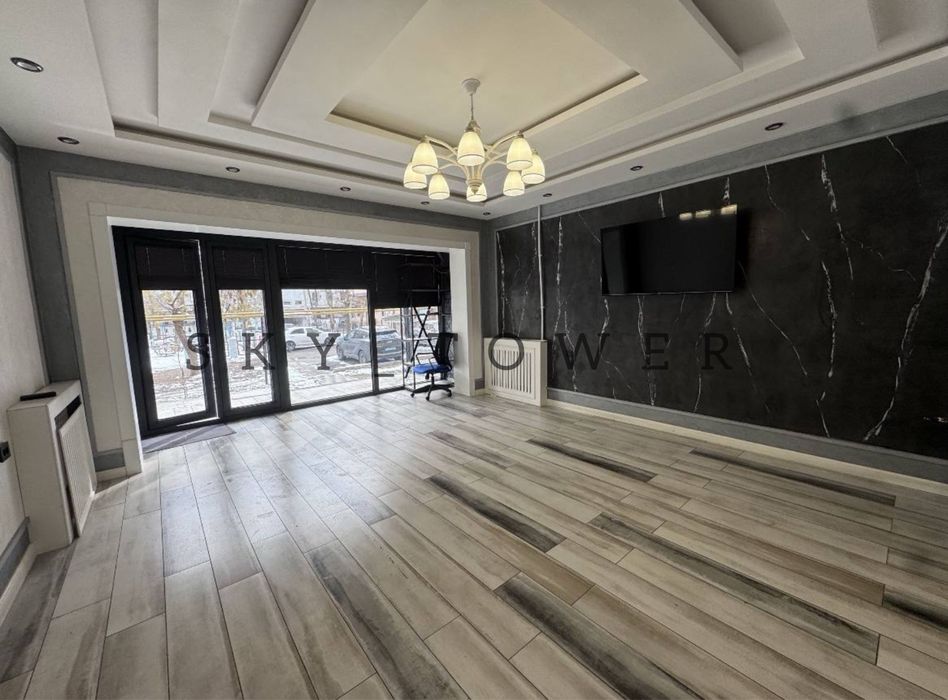 Офис с мебелью 110м2 возле метро Ойбек!