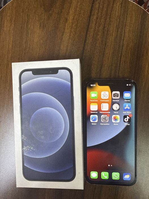 iPhone 12 б/у, черный, память 125