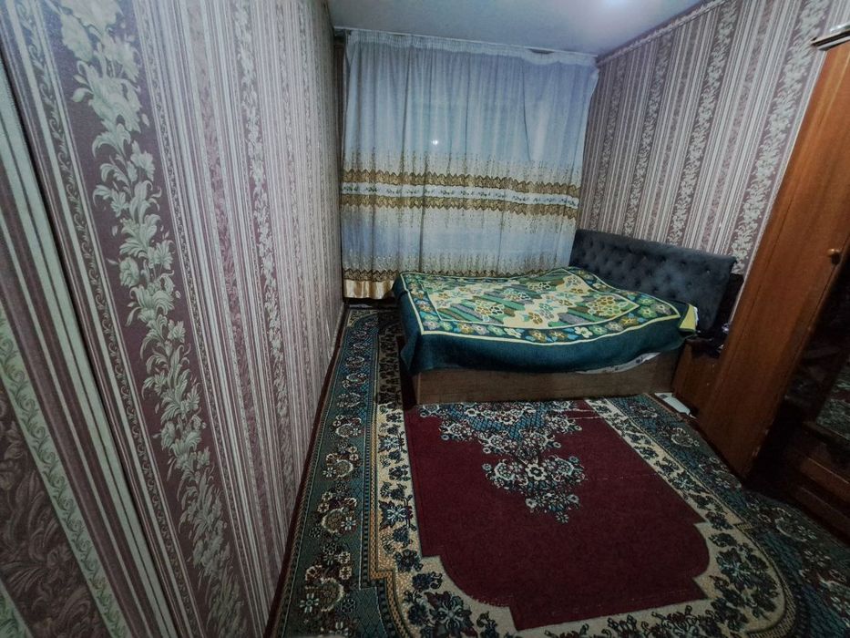 2хона срочна сотилади