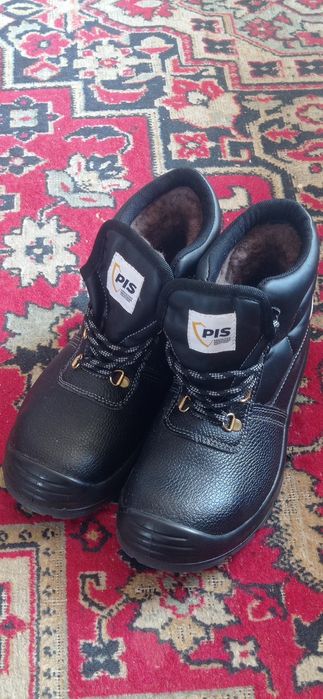 Зимн. Спец. БОТИНКИ PIS разм. 41.