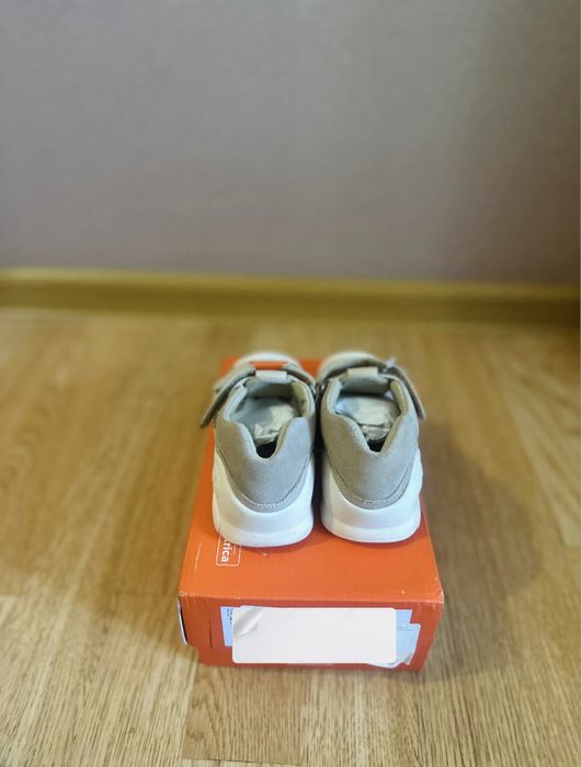 Сандали Biomecanics. Новые. Доставка