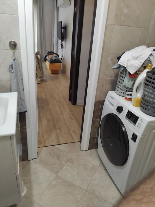 Пералня със сушилня