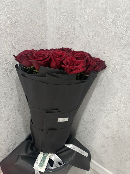 Метровые розы 25 шт