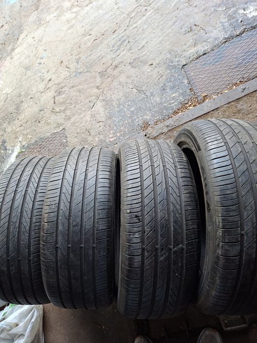 Продам шины. 245/45/19 гити