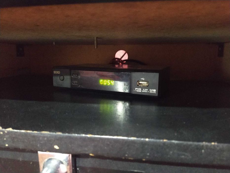 Televizor va tunel sotiladi