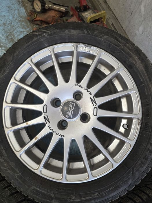 15" OZ 4x100 със зимни гуми