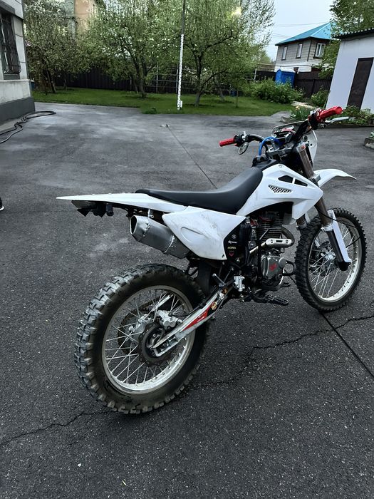 Продам эндуро 06