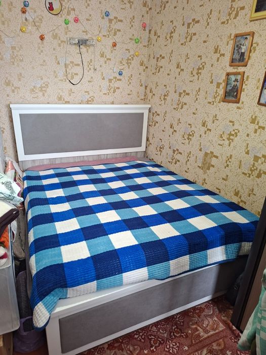 Продам кровать двухспальная
