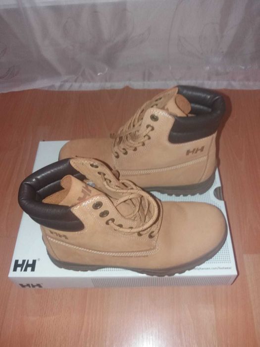 Ghete piele originale Helly Hanson®