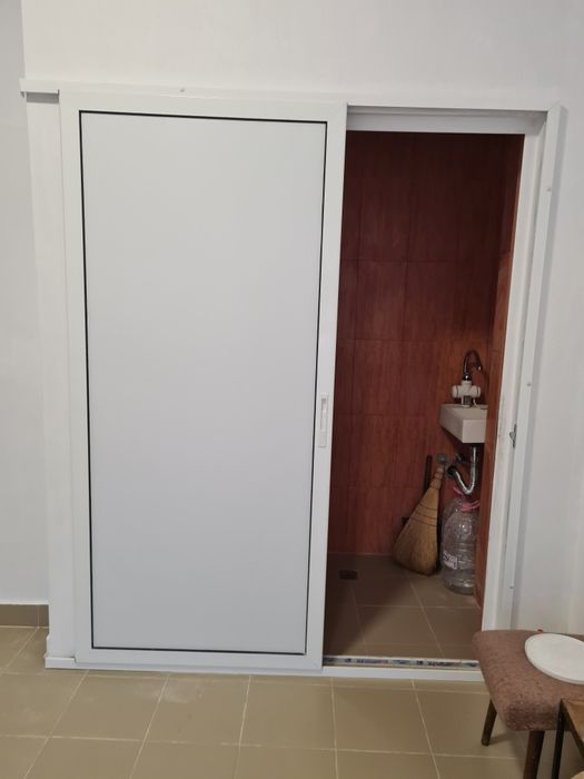 Дава се под наем Магазин в Ямбол, Аврен - 22 кв.м за 178.5 € - Снимка #8