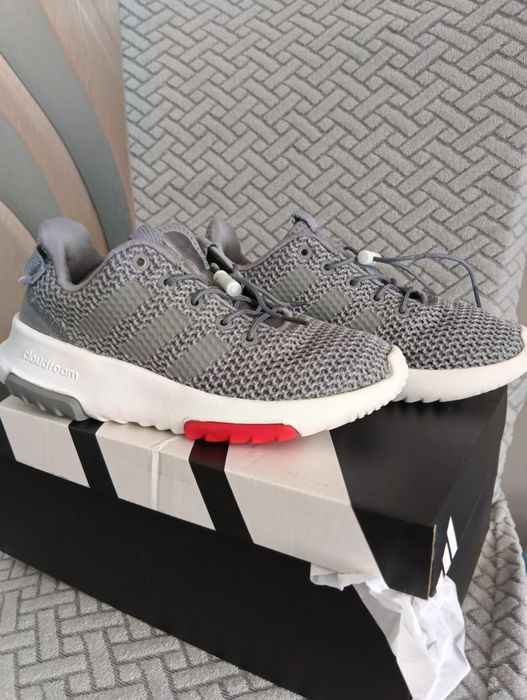 Adidas маратонки 33н.