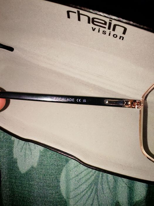 Ochelari cu lentile HOYA stare FOARTE BUNĂ